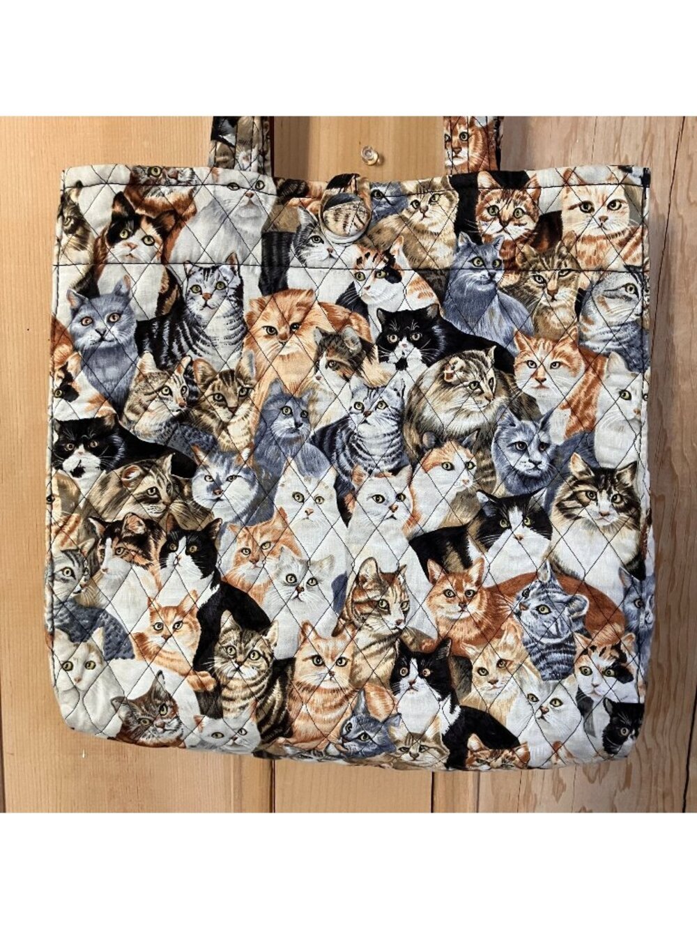 Larenda Vintage 90s Quilted Kitty Cat Shoulder Bag Tote Size Medium Beige AN EXC